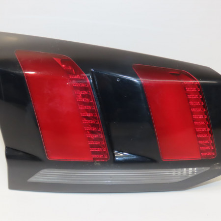Feu arrière interieur gauche occasion PEUGEOT 5008 II Phase 1 10-2016->... 9811027880