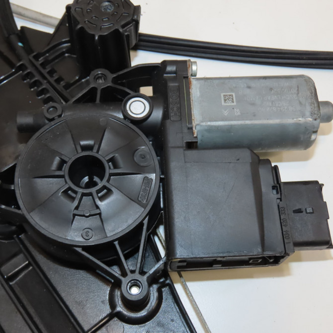Mecanisme + moteur lève-glace avant droit occasion PEUGEOT 5008 II Phase 1 10-2016->... 9840196880 3