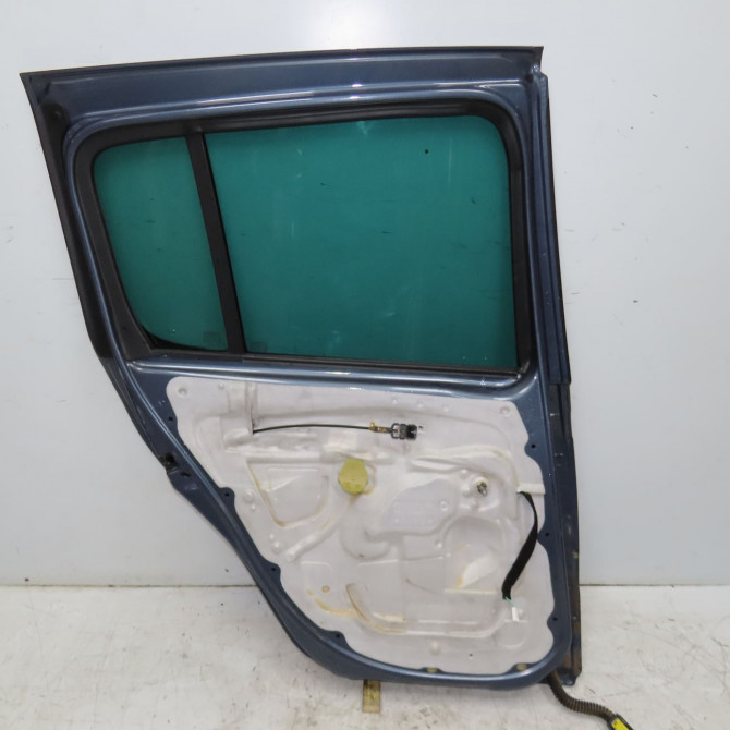 Porte arrière gauche occasion RENAULT MODUS Phase 1 09-2004->12-2007 1.4i 16v 821014278R 2