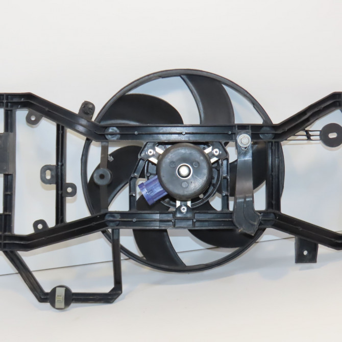 Ventilateur de refroidissement occasion RENAULT CAPTUR Phase 1 04-1995->04-1999 0.9i TCE 90ch 214818664R 1