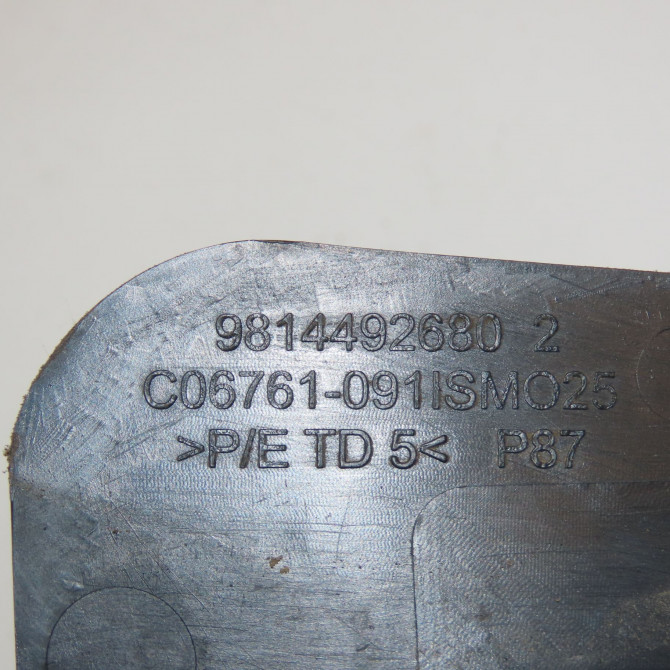 Support central pare-choc ar occasion PEUGEOT 5008 II Phase 1 10-2016->... 9814492680 3