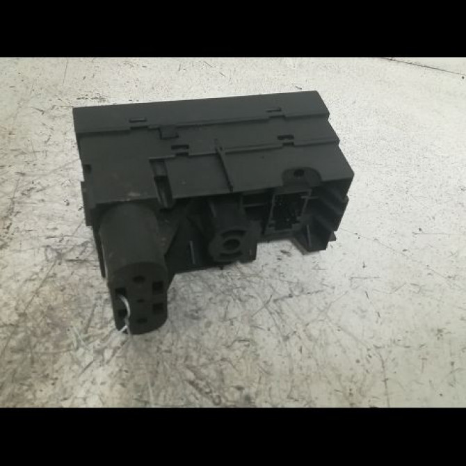 Commande eclairage occasion OPEL VECTRA III Phase 1 06-2002->10-2005 2.2 DTI 16v 125ch 24454627 2