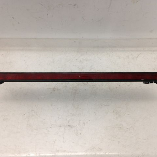 Feux stop supplementaire occasion VOLKSWAGEN GOLF IV GOLF IV Phase 1 1998-01-01->2005-06-30 1.9 TDI 100ch 1J6945131C 1