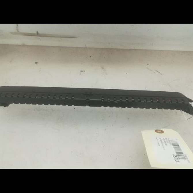 Feux stop supplementaire occasion VOLKSWAGEN GOLF IV GOLF IV Phase 1 1998-01-01->2005-06-30 1.9 TDI 110ch 1J6945131C 2