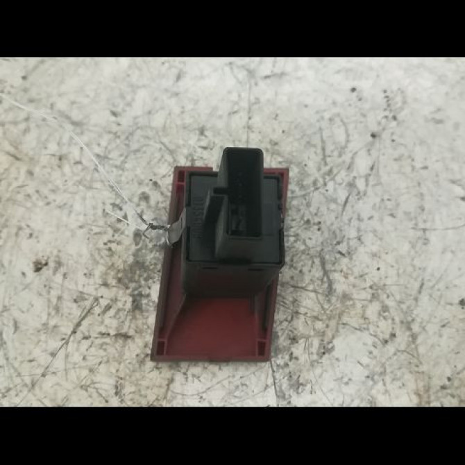 Bouton de warning occasion OPEL VECTRA III Phase 1 06-2002->10-2005 2.2 DTI 16v 125ch 2