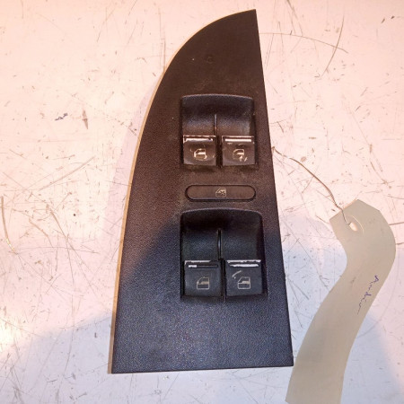 Commande lève-glace porte avant gauche occasion SEAT LEON II Phase 1 09-2005->05-2009 2.0 TDI 140ch