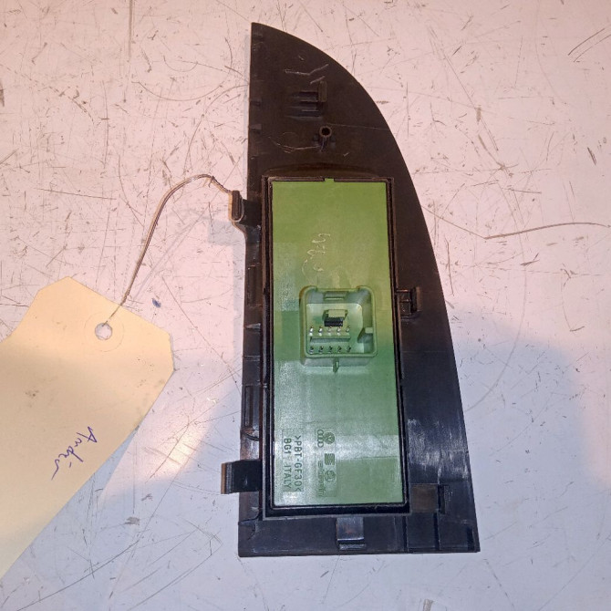 Commande lève-glace porte avant gauche occasion SEAT LEON II Phase 1 09-2005->05-2009 2.0 TDI 140ch 2