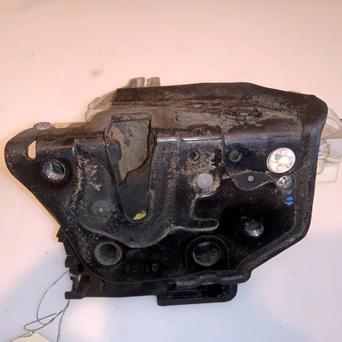 Serrure porte ard occasion SEAT LEON II Phase 1 09-2005->05-2009 2.0 TDi 170ch 1P0839016 1