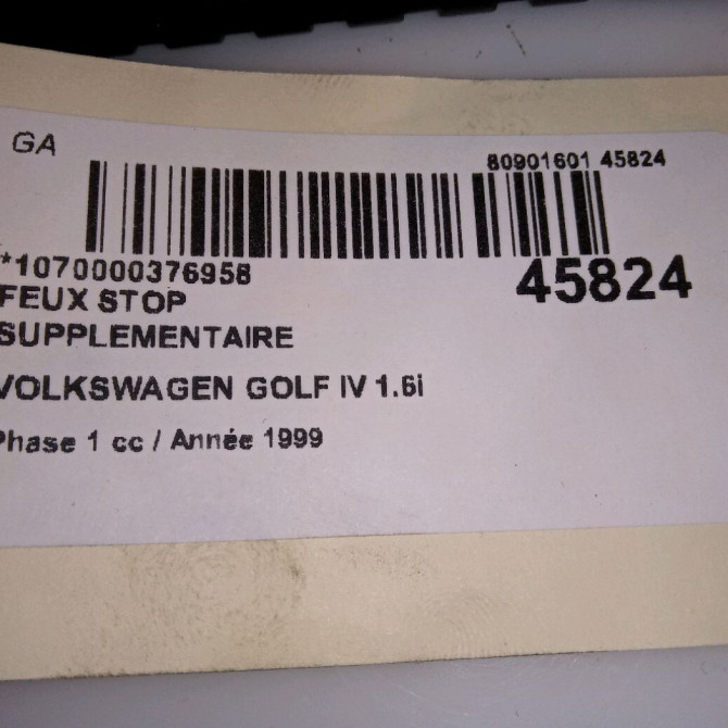 Feux stop supplementaire occasion VOLKSWAGEN GOLF IV GOLF IV Phase 1 1998-01-01->2005-06-30 1.6i 8v 100ch 1J6945131C 4