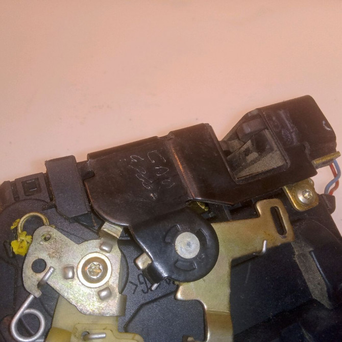 Serrure porte avd occasion VOLKSWAGEN PASSAT IV Phase 1 10-1996->10-2000 1.9 TDI 90ch 6X1837014H 4
