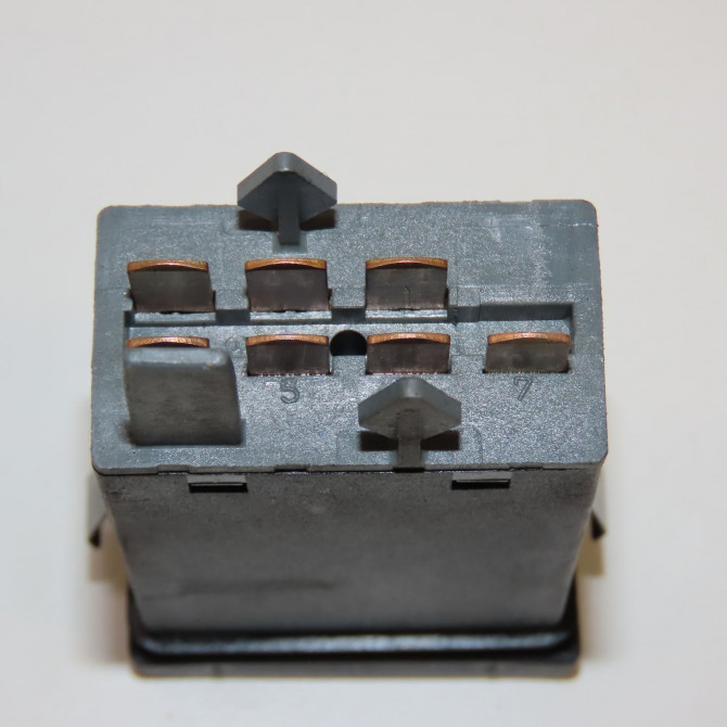 Bouton de warning occasion VOLKSWAGEN SHARAN I Phase 3 01-2004->09-2010 7M395323501C 2