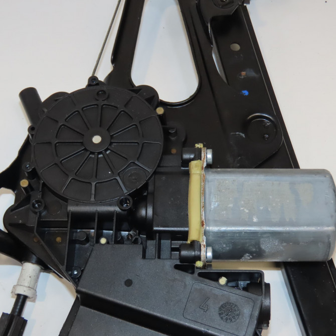 Mecanisme+moteur leve-glace avg occasion VOLKSWAGEN SHARAN I Phase 3 01-2004->09-2010 7M0837461 3