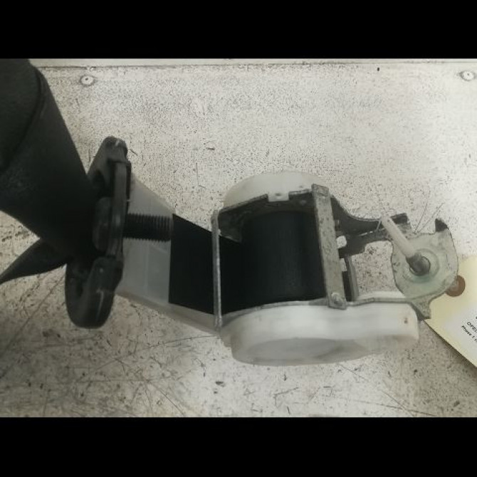 Ceinture avant droite occasion OPEL VECTRA III Phase 1 06-2002->10-2005 2.2 DTI 16v 125ch 13132222 2