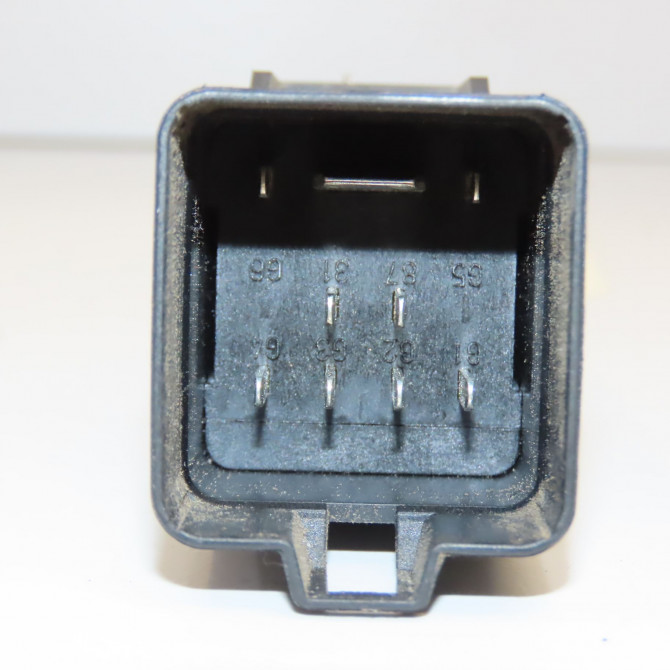 Boitier de préchauffage occasion VOLKSWAGEN SHARAN I Phase 3 01-2004->09-2010 2