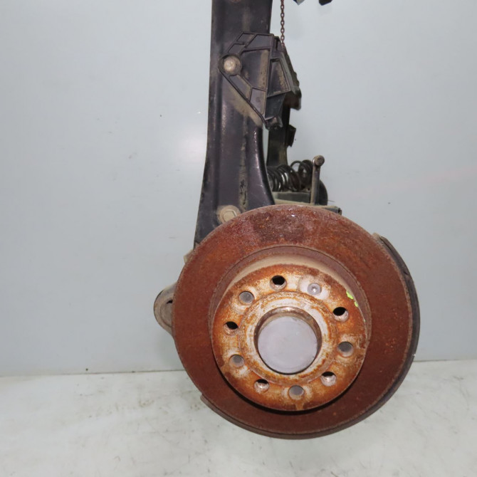 Train arrière occasion VOLKSWAGEN NEW BEETLE II phase 1 09-2011->... 1.6 TDI 105ch 5C0500051H 2