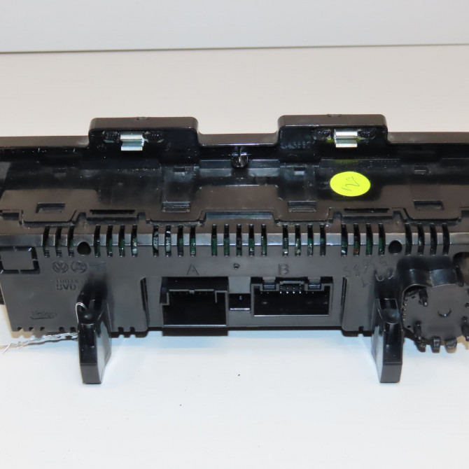 Commande de chauffage occasion VOLKSWAGEN POLO VI 6C0907044D 2