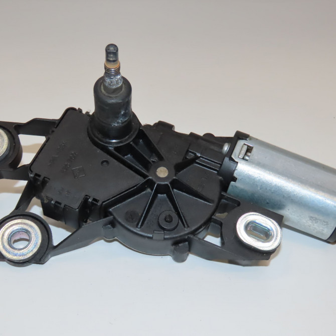 Moteur essuie-glace arrière occasion SEAT LEON II Phase 1 09-2005->05-2009 2.0 TDI 140ch 5P0955711C 1