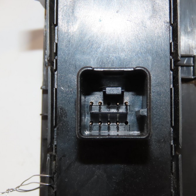 Commande lève-glace porte avant gauche occasion SEAT LEON II Phase 1 09-2005->05-2009 2.0 TDI 140ch 3