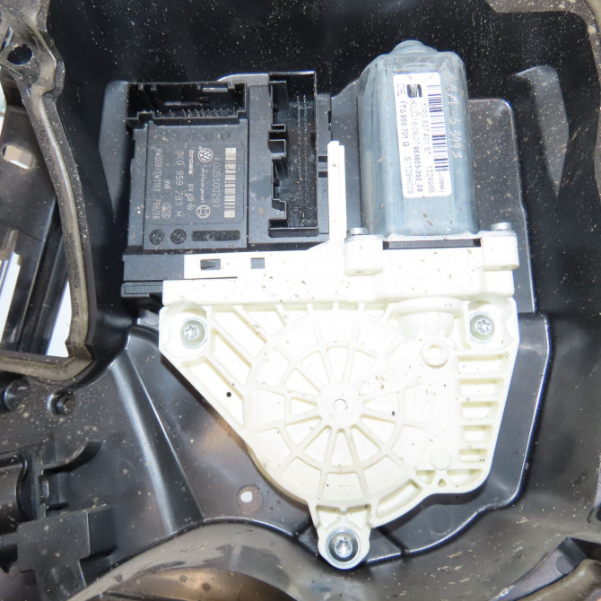 Mecanisme+moteur leve-glace avg occasion SEAT LEON II Phase 1 09-2005->05-2009 2.0 TDI 140ch 1P0837461A 3