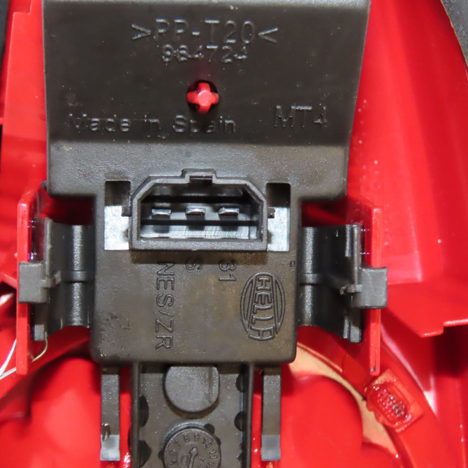 Feu arrière interieur gauche occasion SEAT LEON II Phase 1 09-2005->05-2009 2.0 TDI 140ch 1P0945107D 3