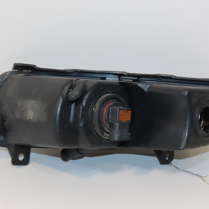 Phare antibrouillard avant droit occasion VOLKSWAGEN POLO VI 6R0941062E 2
