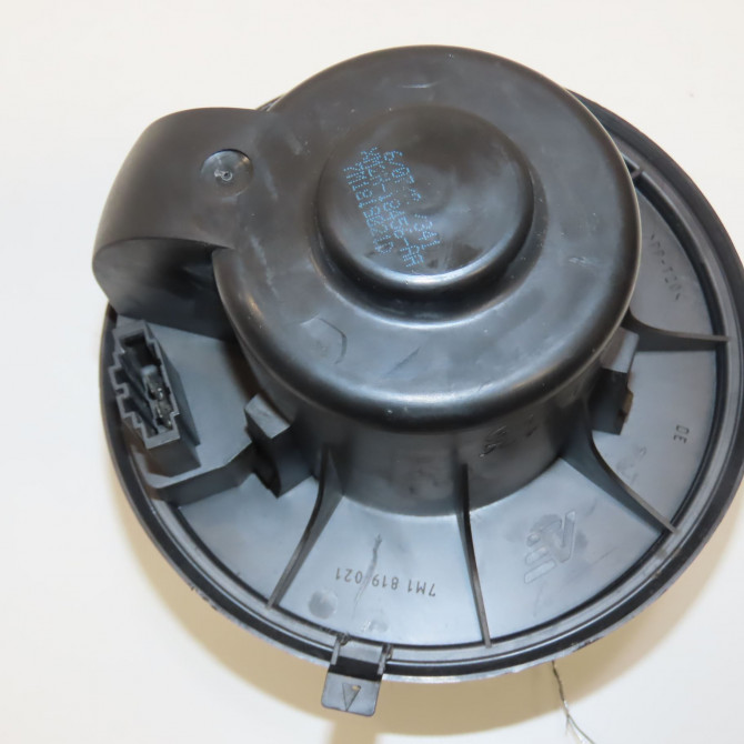 Ventilateur de chauffage occasion VOLKSWAGEN SHARAN I Phase 3 01-2004->09-2010 7M3819015C 3