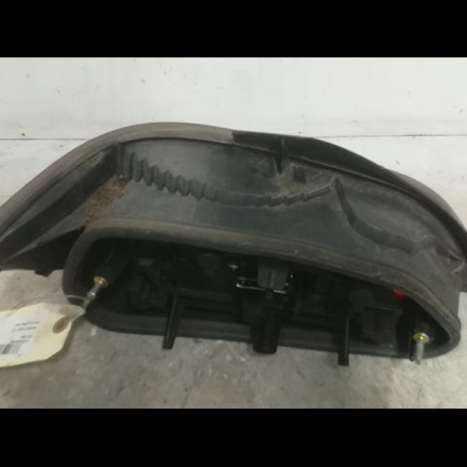 Feu arrière droit occasion PEUGEOT 406 Phase 1 10-1995->04-1999 2.1 TD 6351E8 2