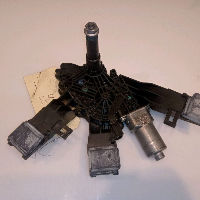 Moteur essuie-glace arrière occasion CITROEN C4 GRAND PICASSO II Phase 1 04-2013->... 1.6 e-HDi 115ch 9819523180 2