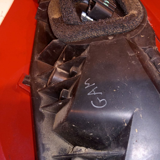 Feu arrière droit occasion PEUGEOT 107 Phase 1 06-2005->12-2008 1.4 HDI 6351X6 3