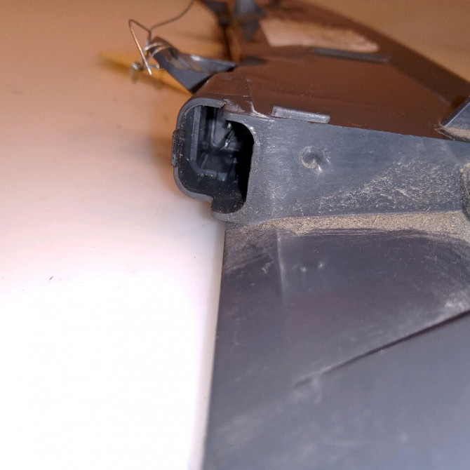 Feux stop supplementaire occasion PEUGEOT 308 I Phase 1 09-2007->03-2011 2.0 HDI 16v 136ch 6350CR 3