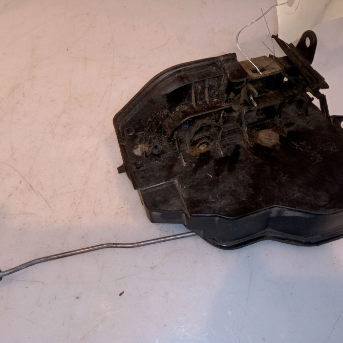 Serrure porte avg occasion B.M.W. SERIE 1 I Phase 1 05-2004->12-2006 118i 129ch 51217202143 2