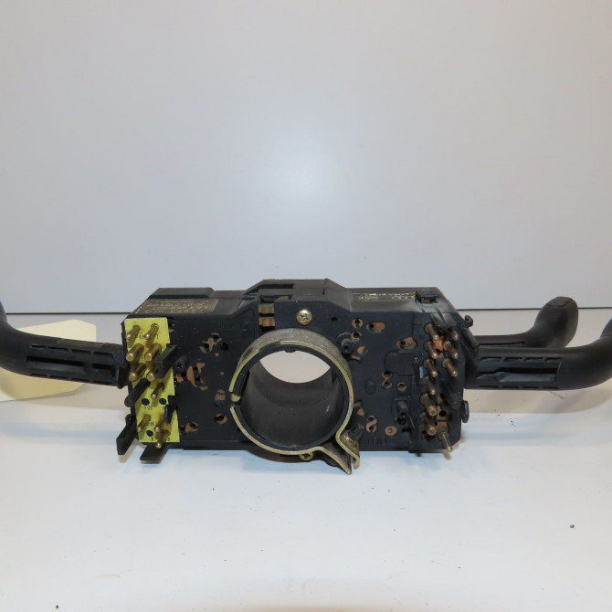 Bloc commodos occasion AUDI 100 III Phase 1 01-1991->06-1994 2.5 TDI 115ch 2