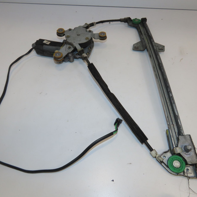 Mecanisme + moteur lève-glace avant droit occasion AUDI 100 III Phase 1 01-1991->06-1994 2.5 TDI 115ch 2