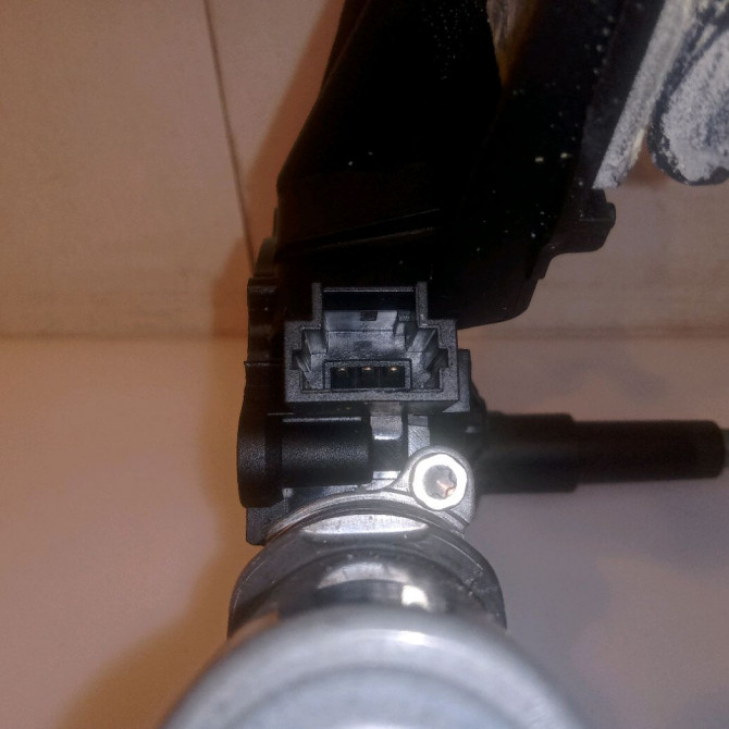 Moteur essuie-glace arrière occasion CITROEN C4 GRAND PICASSO II Phase 1 04-2013->... 1.6 e-HDi 115ch 9819523180 3