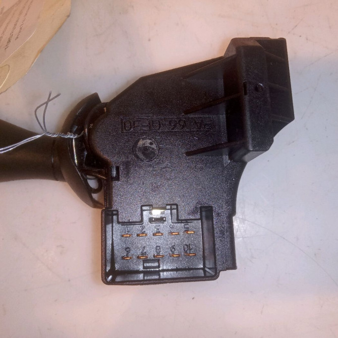 Commande essuie glace occasion FORD FUSION Phase 2 10-2005->09-2011 1.6 TDCI 90ch 1357437 3