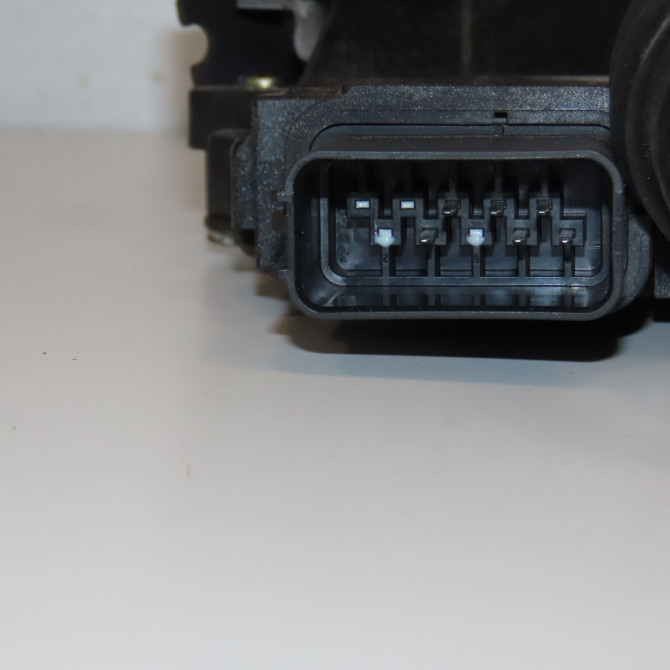 Serrure porte avd occasion FORD FOCUS II Phase 2 01-2008->12-2010 1.8 TDCI 115ch 5041662 3