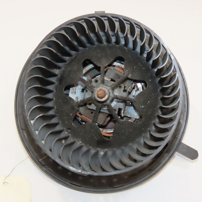 Ventilateur de chauffage occasion B.M.W. SERIE 3 V Phase 1 03-2005->09-2008 64119227670 2