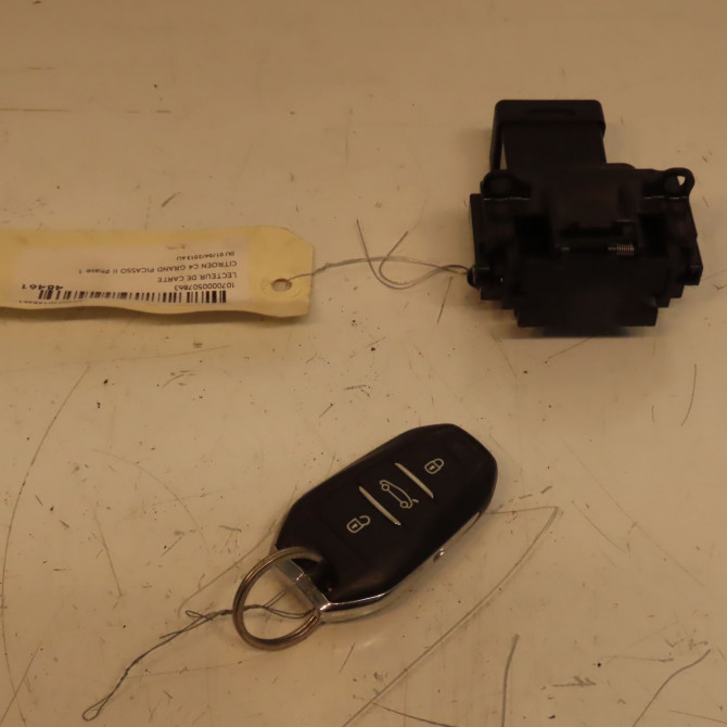 Lecteur de carte occasion CITROEN C4 GRAND PICASSO II Phase 1 04-2013->... 1.6 e-HDi 115ch 9814247280 1