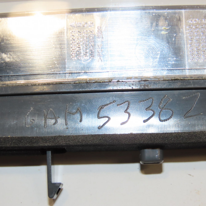 Feux stop supplementaire occasion PEUGEOT 308 II 308 II Phase 1 2013-06-01->2017-08-31 1.6 e-HDi 115ch 6351LX 4