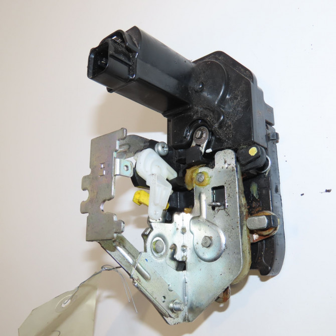 Serrure porte avg occasion HYUNDAI I 10 I Phase 1 03-2008->12-2010 1.2i 813100X021 2