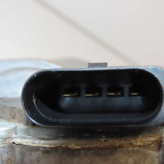 Moteur essuie-glace avant occasion FIAT PUNTO III Phase 1 01-2012->... 1.2i 69ch 77363952 3