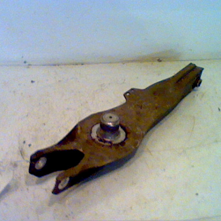 Triangle inf ard occasion FIAT CROMA II Phase 1 06-2005->12-2007 1.9 DT 8v MULTIJET 120ch