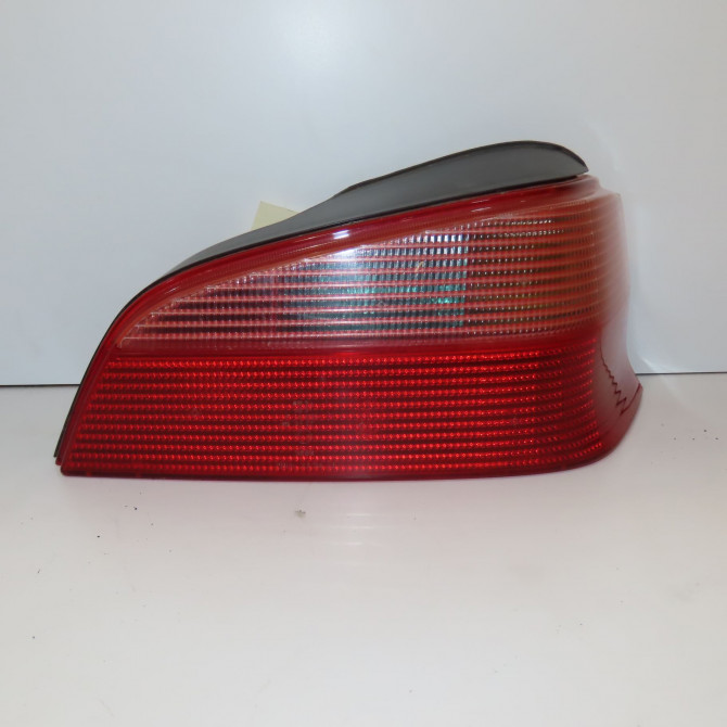 Feu arrière droit occasion PEUGEOT 106 Phase 2 04-1996->09-2003 1.0i 6351G6 1