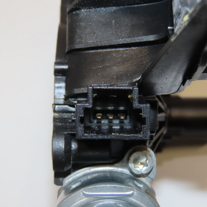 Moteur essuie-glace arrière occasion CITROEN C4 PICASSO II Phase 2 09-2016->... 1.6 BLUEHDI 120ch 9819523180 3