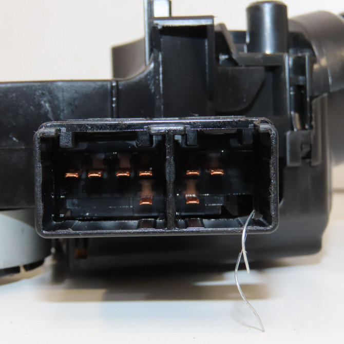 Bloc commodos occasion PEUGEOT 107 Phase 2 01-2009->01-2012 1.0i 70ch 12v 4