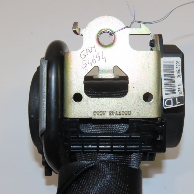 Ceinture avant droite occasion CITROEN C4 I Phase 1 11-2004->07-2008 1.4i 16v 8974T5 3