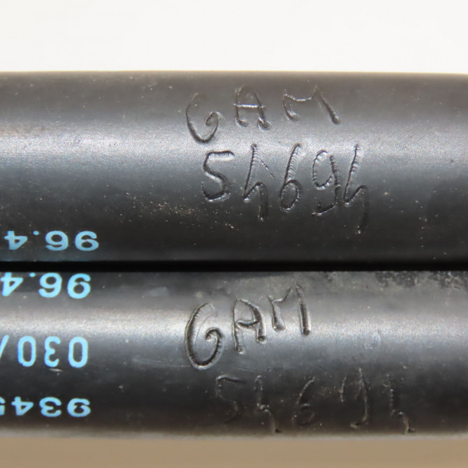 Verin droit hayon occasion CITROEN C4 I Phase 1 11-2004->07-2008 1.4i 16v 8731J8 3