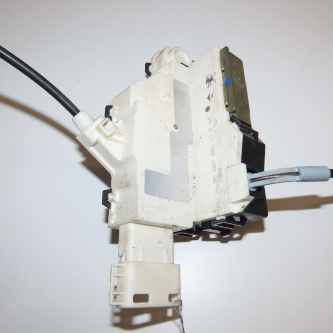 Serrure porte arg occasion CITROEN C4 I Phase 1 11-2004->07-2008 1.4i 16v 9137Q2 2