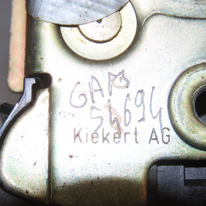 Serrure porte arg occasion CITROEN C4 I Phase 1 11-2004->07-2008 1.4i 16v 9137Q2 7