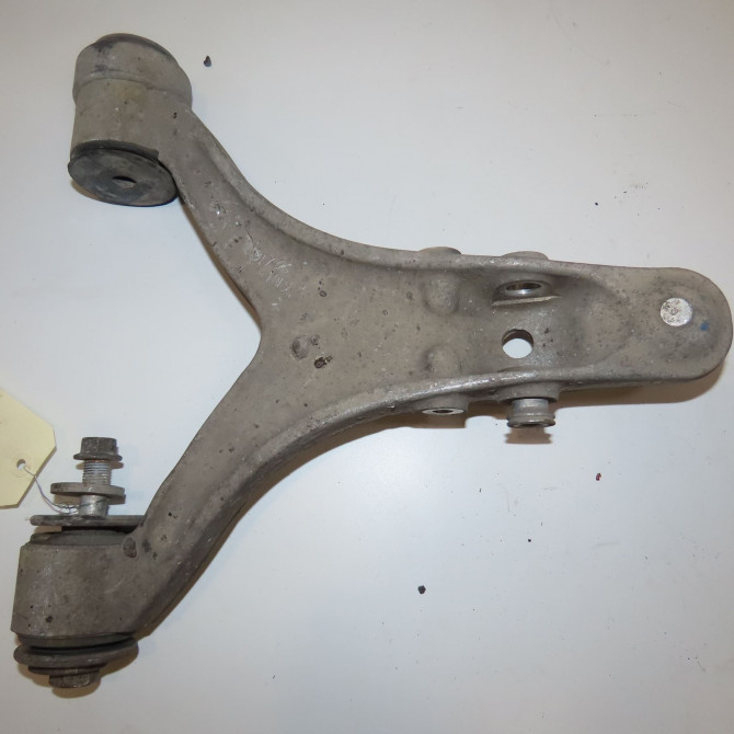 Triangle inf avd occasion MASERATI 146 Phase 1 04-1995->04-1999 4.2i 401ch 2